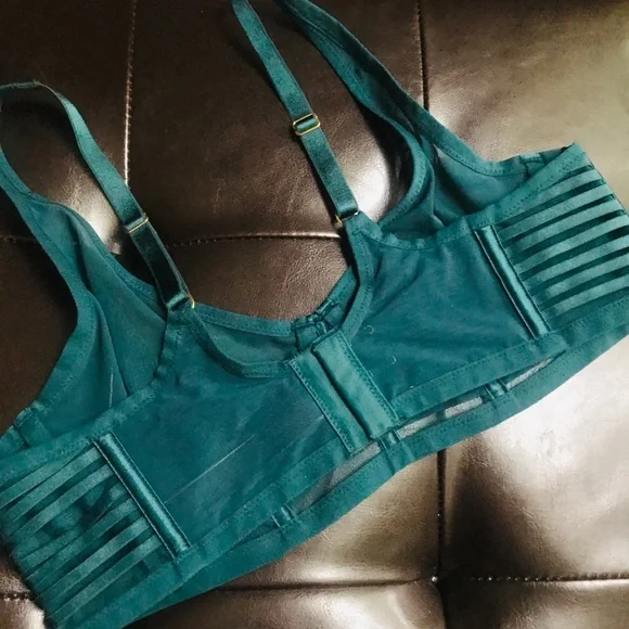 VICTORIA’S SECRET set 2 - Picture 2 of 7